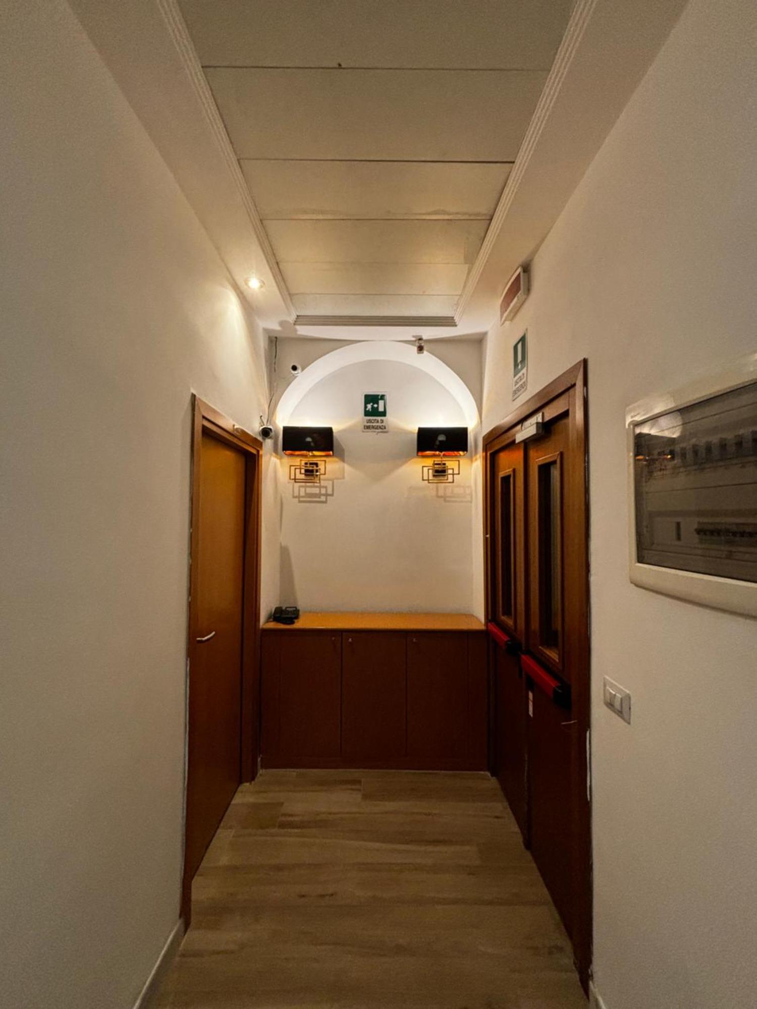 Hotel Gabriella Ρώμη Εξωτερικό φωτογραφία